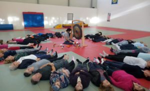 Lire la suite à propos de l’article Séance de relaxation- dojo stade Jean Bouin- Blanc Mesnil -mardi 23/10/2018  9h30 à 10h30.
