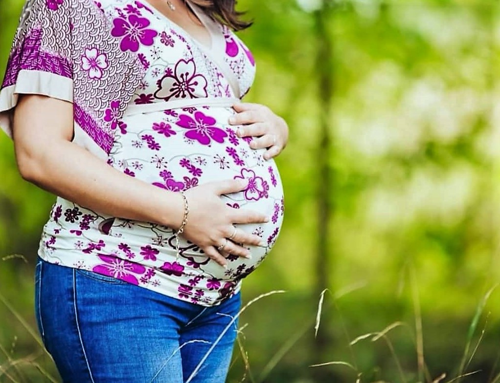 You are currently viewing Besoin d&rsquo;être apaisée et rassurée avant la naissance de votre bébé :   le massage sonore s&rsquo;adapte aux futures mamans !